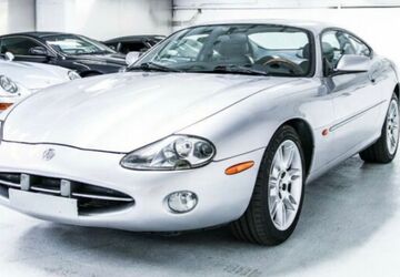 Jaguar XK8 108.000 km 5.900 &euro; Hannover 31655