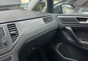 VW Golf Sportsvan 72.000 km 7.999 &euro; Hannover 30159