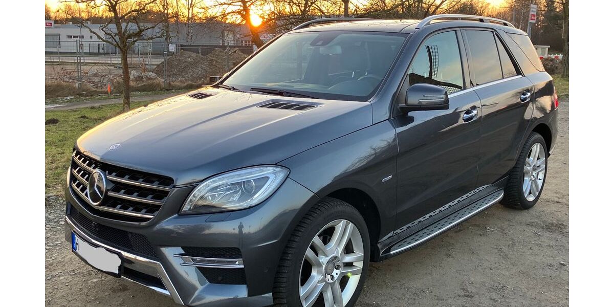 Mercedes-Benz ML 350 251.000 km 19.750 &euro; Burgdorf 31303