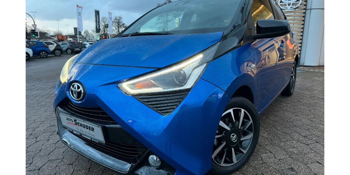 Toyota Aygo (X) 22.570 km 12.990 &euro; Hildesheim 31137