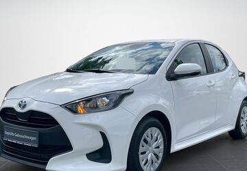 Toyota Yaris 28.800 km 18.180 &euro; Hannover 30177