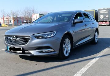 Opel Insignia 107.000 km 12.750 &euro; Harsum 31177