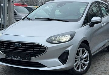 Ford Fiesta 49.000 km 10.990 &euro; Hannover 30179