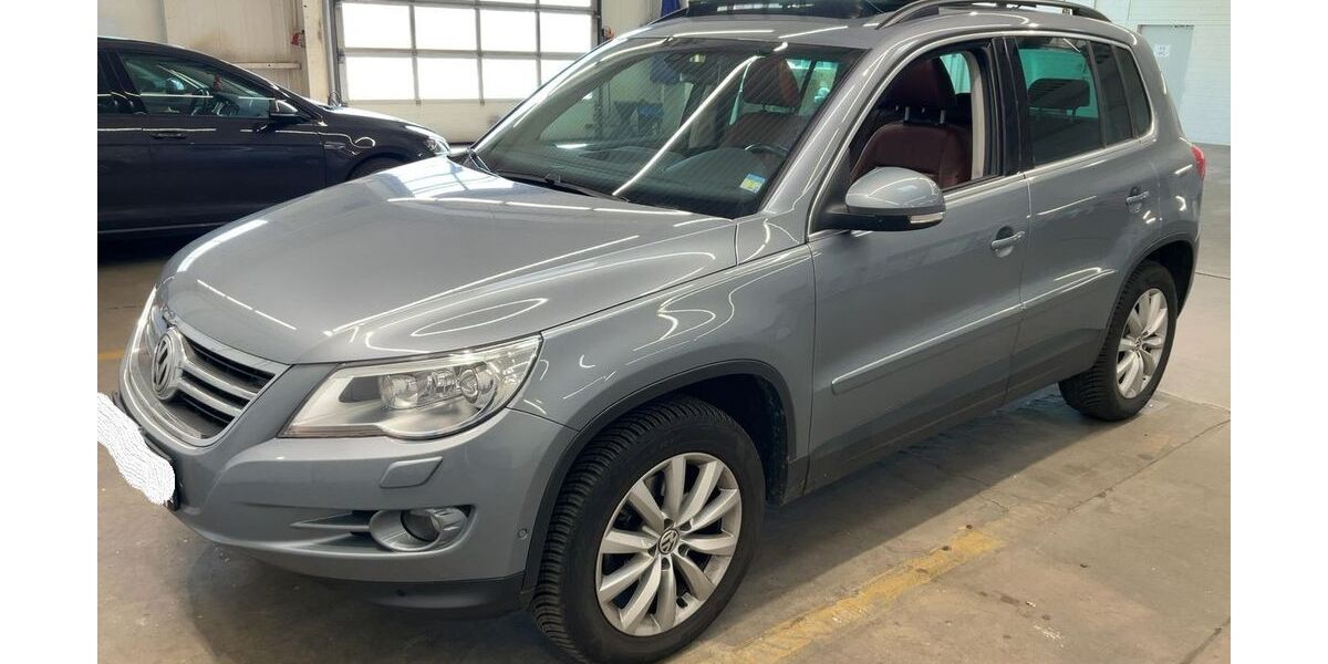 VW Tiguan 92.929 km 14.895 &euro; Wunstorf 31515
