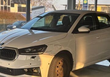 Skoda Fabia 45.140 km 9.999 &euro; Barsinghausen 30890