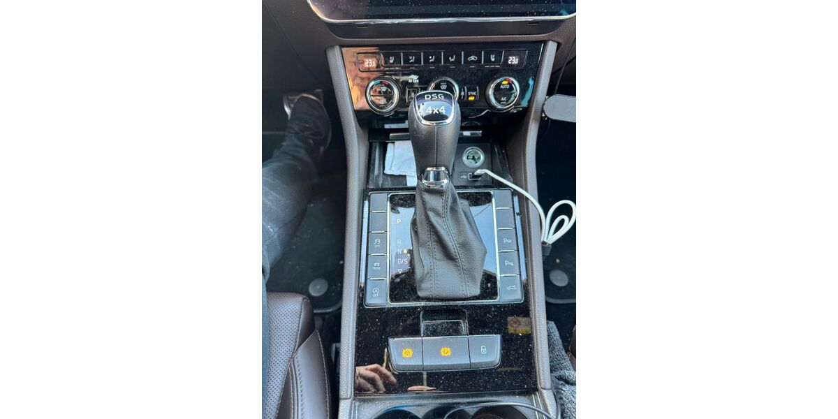 Skoda Superb 107.000 km 21.999 &euro; Barsinghausen 30890