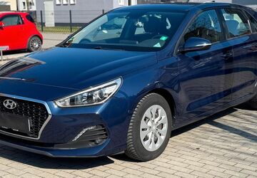 Hyundai i30 78.000 km 9.400 &euro; Hannover 30657