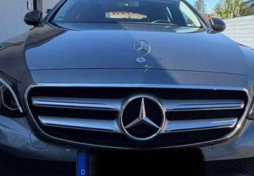 Mercedes-Benz 220 175.000 km 16.500 &euro; Hannover, Landeshauptstadt 30519