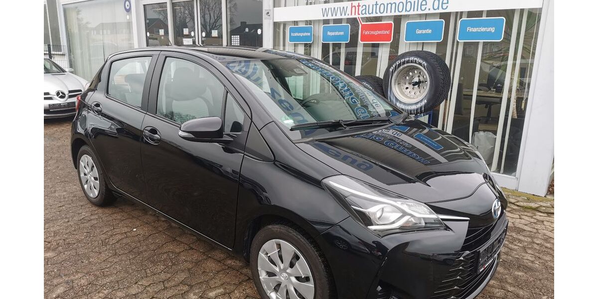 Toyota Yaris 27.070 km 14.700 &euro; Garbsen 30827
