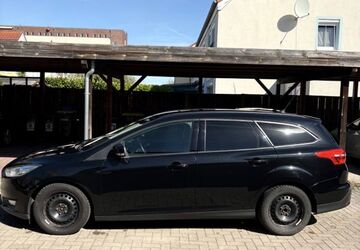 Ford Focus 140.000 km 8.999 &euro; Garbsen 30823
