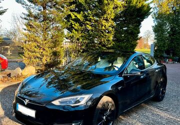 Tesla Model S 210.000 km 27.500 &euro; Isernhagen 30916
