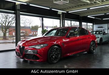 Alfa Romeo Giulia 22.678 km 63.990 &euro; Garbsen 30827