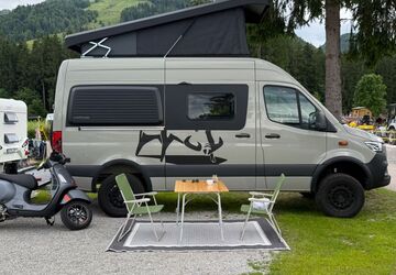 Mercedes-Benz Sprinter 12.500 km 159.000 &euro; Giesen 31180