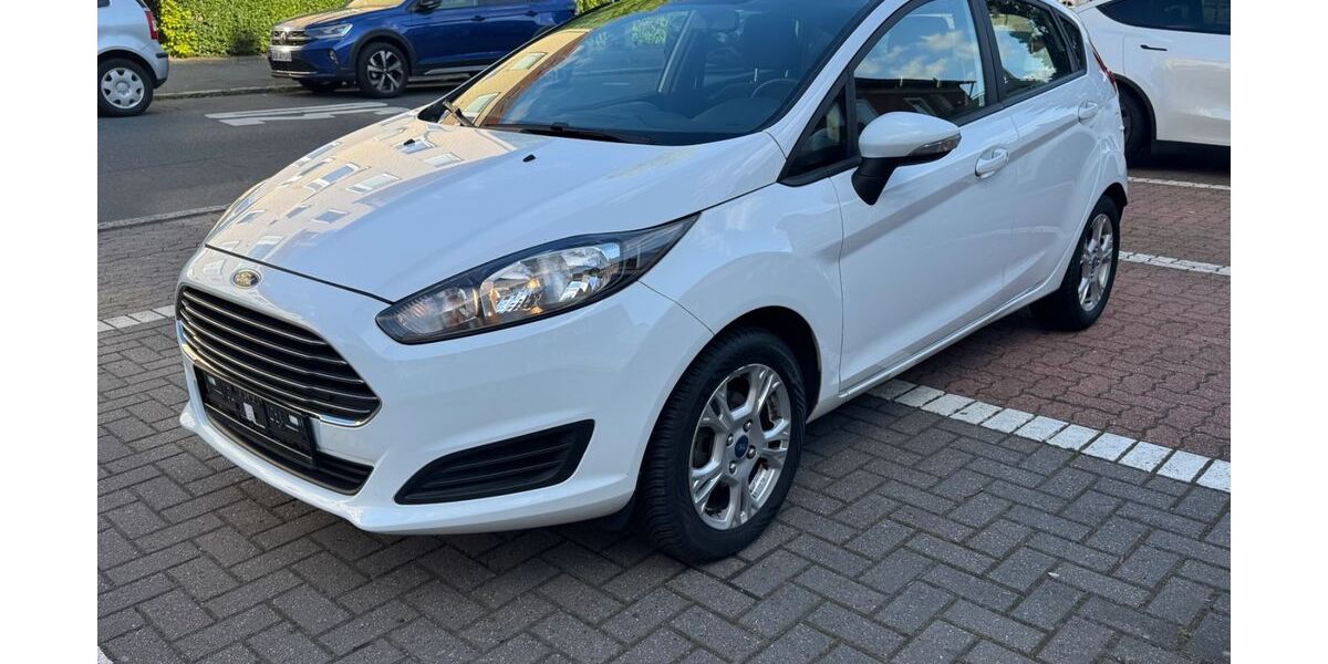 Ford Fiesta 140.500 km 3.300 &euro; Hannover 30459