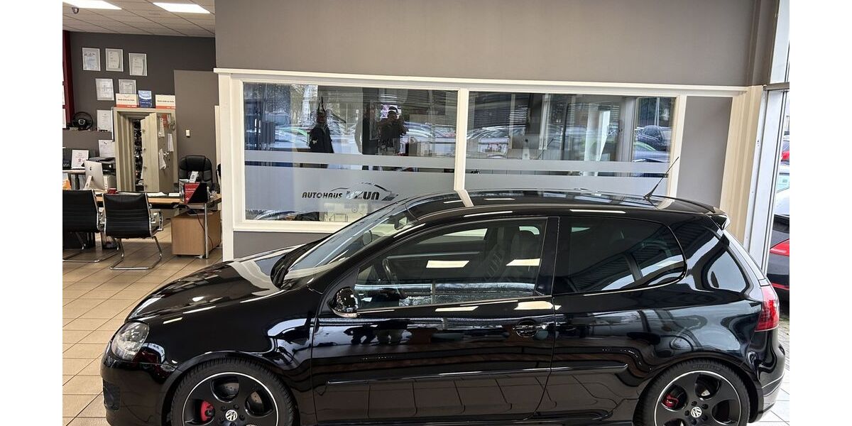 VW Golf 76.073 km 12.490 &euro; Hannover 30419