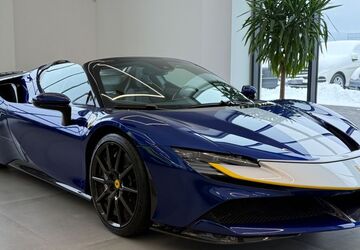 Ferrari SF90 5.990 km 419.950 &euro; Barsinghausen ( bei Hannover ) 30890