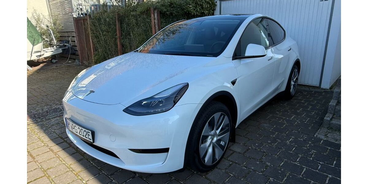 Tesla Model Y 67.900 km 28.500 &euro; Hannover 30457