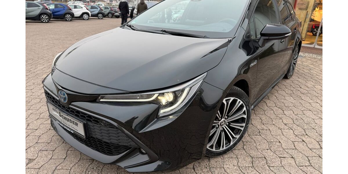 Toyota Corolla 56.200 km 22.800 &euro; Hildesheim 31137