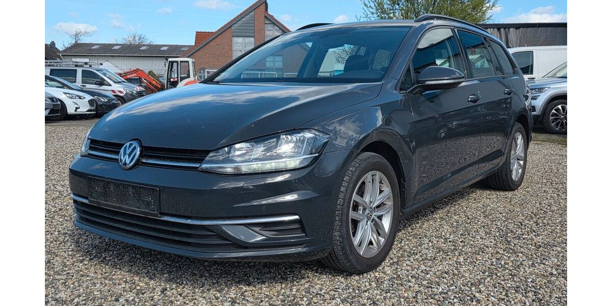 VW Golf 226.937 km 8.490 &euro; Garbsen 30827
