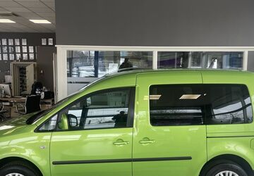 VW Caddy 110.927 km 10.990 &euro; Hannover 30419