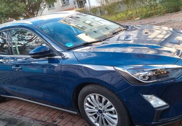 Ford Focus 47.500 km 13.900 &euro; Hannover 30419