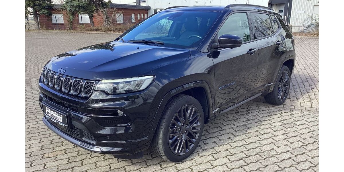 Jeep Compass 47.449 km 24.625 &euro; Harsum 31177