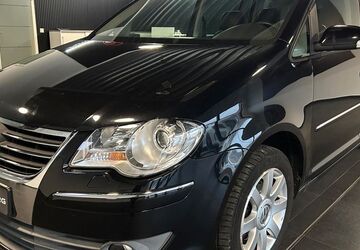 VW Touran 159.000 km 3.790 &euro; Hannover 30559