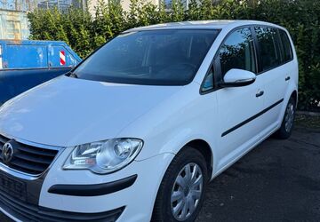 VW Touran 205.000 km 4.850 &euro; Burgdorf 31303