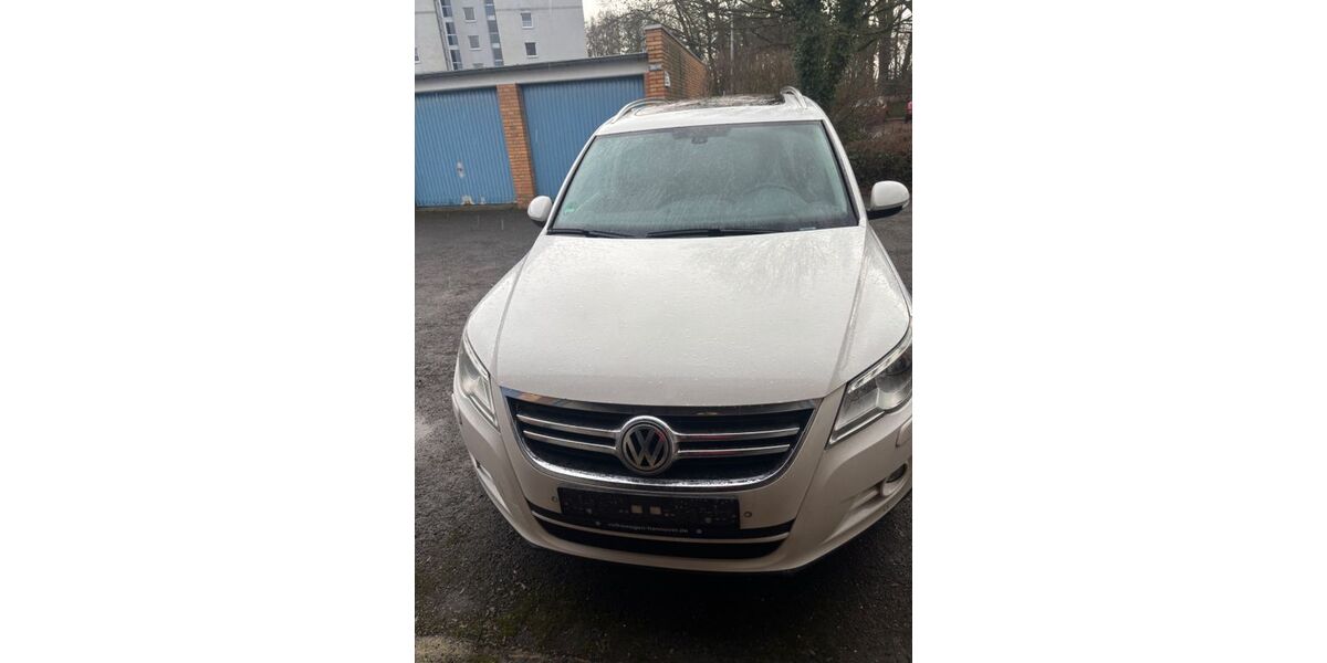 VW Tiguan 283.745 km 4.300 &euro; Garbsen 30823