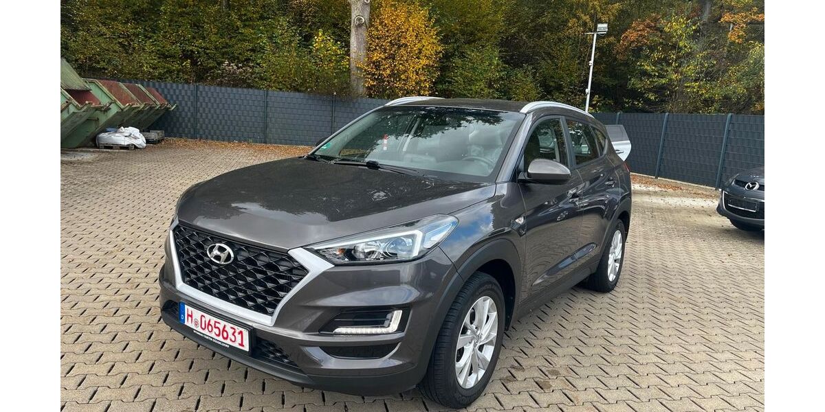 Hyundai TUCSON 65.000 km 16.990 &euro; Neustadt am Rübenberge bei Hannover 31535