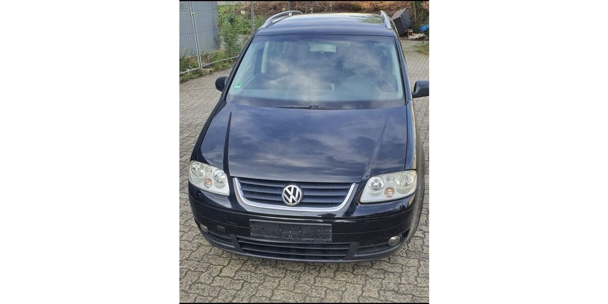 VW Touran 250.522 km 3.499 &euro; Hannover 30165