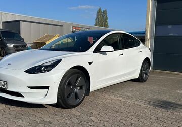 Tesla Model 3 69.157 km 24.000 &euro; Hannover 30559