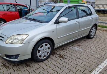Toyota Corolla 98.000 km 3.500 &euro; Hannover 30163