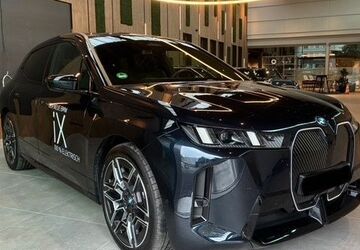 BMW iX 3.685 km 118.970 &euro; Hannover 30177