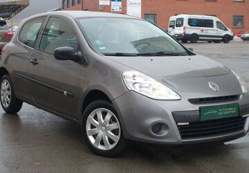 Renault Clio 77.890 km 4.990 &euro; Springe 31832