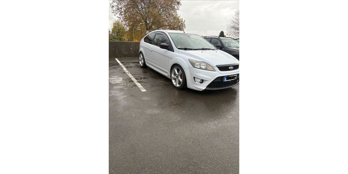 Ford Focus 212.000 km 7.500 &euro; Bad Münder 31848