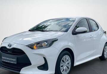 Toyota Yaris 28.800 km 18.180 &euro; Hannover 30177