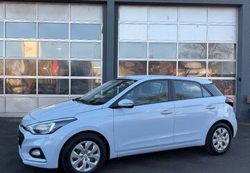 Hyundai i20 111.468 km 8.990 &euro; Springe 31832