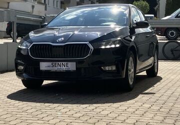 Skoda Fabia 9.849 km 18.980 &euro; Barsinghausen 30890