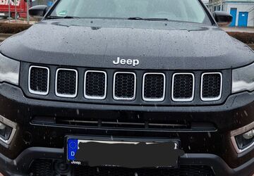 Jeep Compass 92.300 km 16.950 &euro; Barsinghausen 30890
