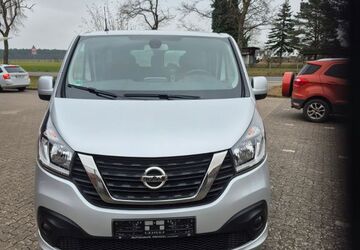 Nissan NV300 160.000 km 18.900 &euro; Wedemark OT Berkhof 30900