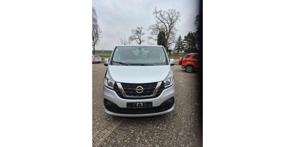 Nissan NV300 160.000 km 18.900 &euro; Wedemark OT Berkhof 30900