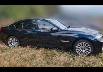 BMW 730 276.616 km 9.500 &euro; Lauenau 31867