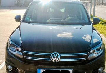 VW Tiguan 160.000 km 13.900 &euro; Elze 31008