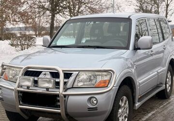 Mitsubishi Pajero 281.383 km 6.290 &euro; Neustadt 31535