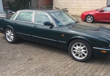 Jaguar XJ8 215.000 km 11.400 &euro; Wunstorf 31515