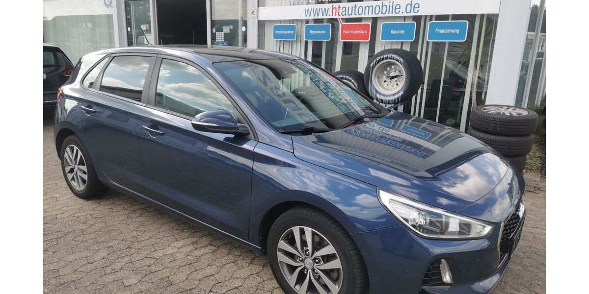 Hyundai i30 143.200 km 10.999 &euro; Garbsen 30827