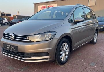 VW Touran 69.500 km 17.900 &euro; Barsinghausen 30890
