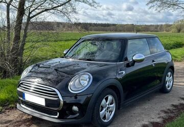 Mini ONE 78.000 km 8.690 &euro; Wunstorf 31515