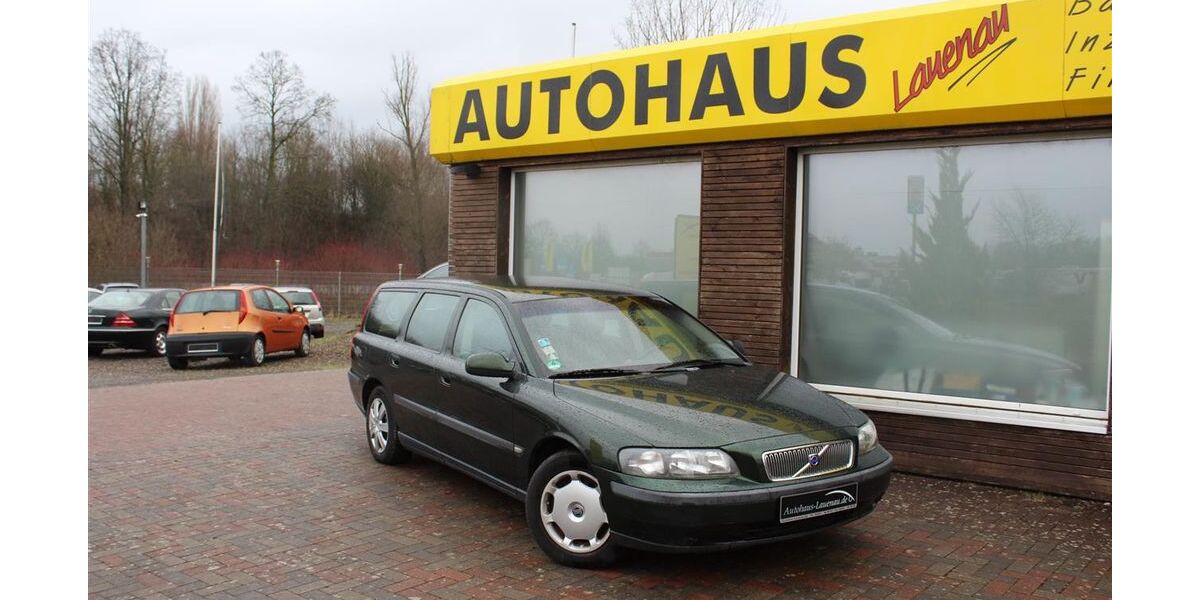 Volvo V70 373.586 km 2.800 &euro; Lauenau 31867